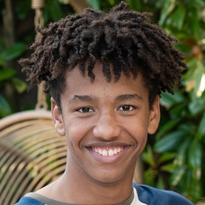 Dex Varga-Murphy played by Marley Williams